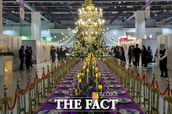 이커머스 컬리가 서울 강서구 코엑스 마곡 르웨스트에서 '컬리 푸드 페스타 2025'를 개최했다. 페스타는 18일부터 21일까지로, 컬리는 2만3000여명의 관람객이 다녀갈 것으로 보고 있다. /손원태 기자