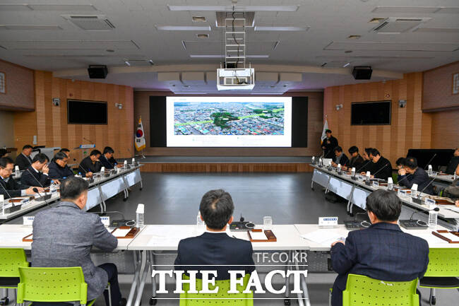 영주시 도심 관광 거점 통합 개발사업 기본구상 용역보고회가 열리고 있다. /영주시