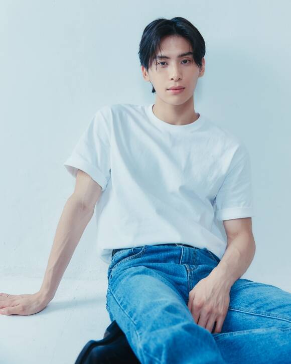 SF9 멤버 겸 뮤지컬 배우 유태양이 <더팩트>와 만나 '렌트' 공연 관련 인터뷰를 진행했다. /신시컴퍼니