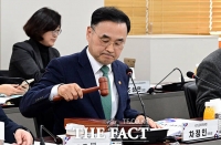  전체회의 주재하는 차정인 국가교육위원장 [포토]