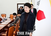  최고위원회의 참석하는 김은혜 의원 [포토]