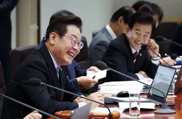 정 장관은 '신(新) 평화교역시스템' 구축에 대해 