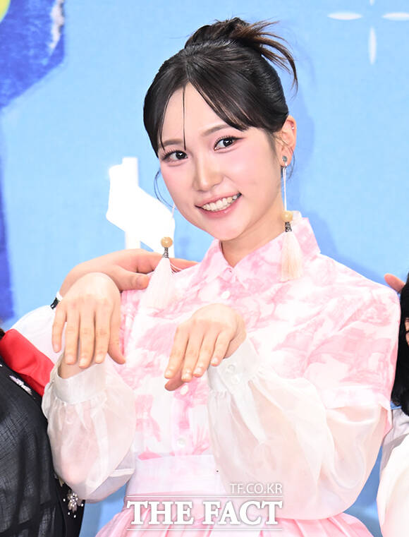 개그콘서트 34기 신인 개그맨들이 20일 오후 서울 영등포구 여의도 KBS 신관에서 열린 'KBS 연예대상' 포토월에 참석해 포즈를 취하고 있다. /박헌우 기자