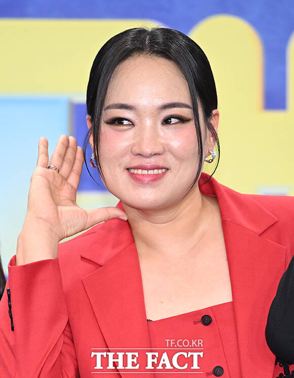 '사장님 귀는 당나귀 귀' 전현무와 김숙, 정지선, 정호영, 이순실, 데이비드 리, 엄지인(왼쪽부터)이 20일 오후 서울 영등포구 여의도 KBS 신관에서 열린 'KBS 연예대상' 포토월에 참석해 포즈를 취하고 있다. /박헌우 기자