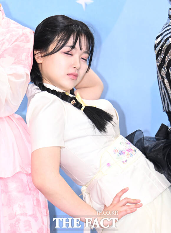 개그콘서트 34기 신인 개그맨들이 20일 오후 서울 영등포구 여의도 KBS 신관에서 열린 'KBS 연예대상' 포토월에 참석해 포즈를 취하고 있다. /박헌우 기자