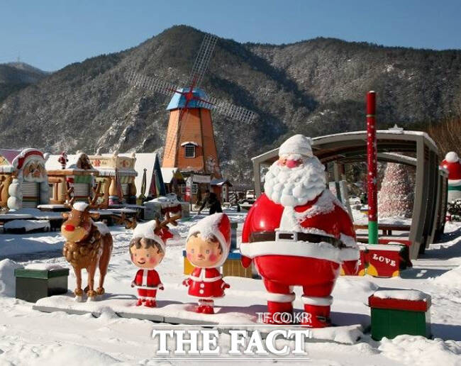 경북봉화산타마을 전경. /봉화군