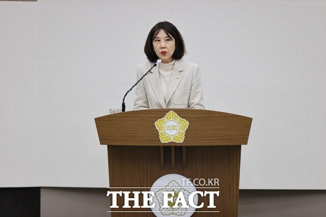 전선아 당진시의원은 19일 5분 자유발언을 통해 아픈아이돌봄센터 조성이 시급하다고 제안했다. /당진시의회