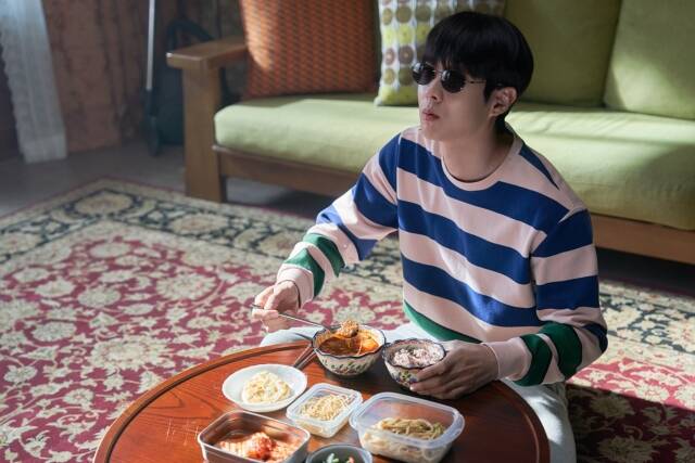 최우식이 주연을 맡은 영화 '넘버원'이 내년 2월 개봉한다. /㈜바이포엠스튜디오