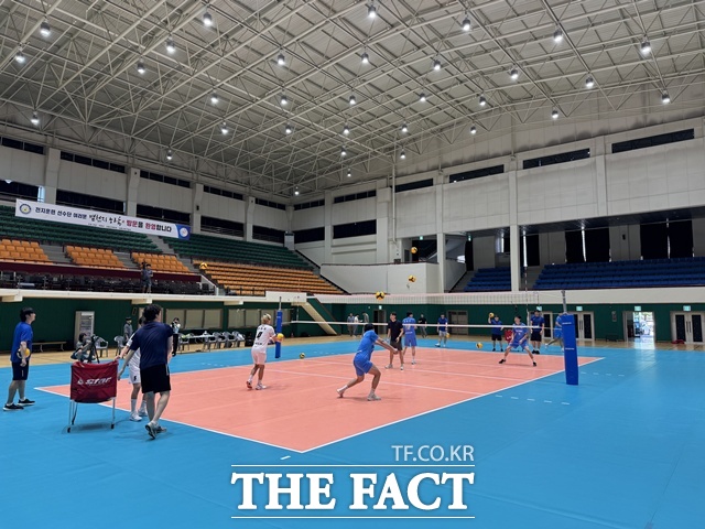 하동군이 사계절 전지훈련지로 자리매김하고 있다. /하동군