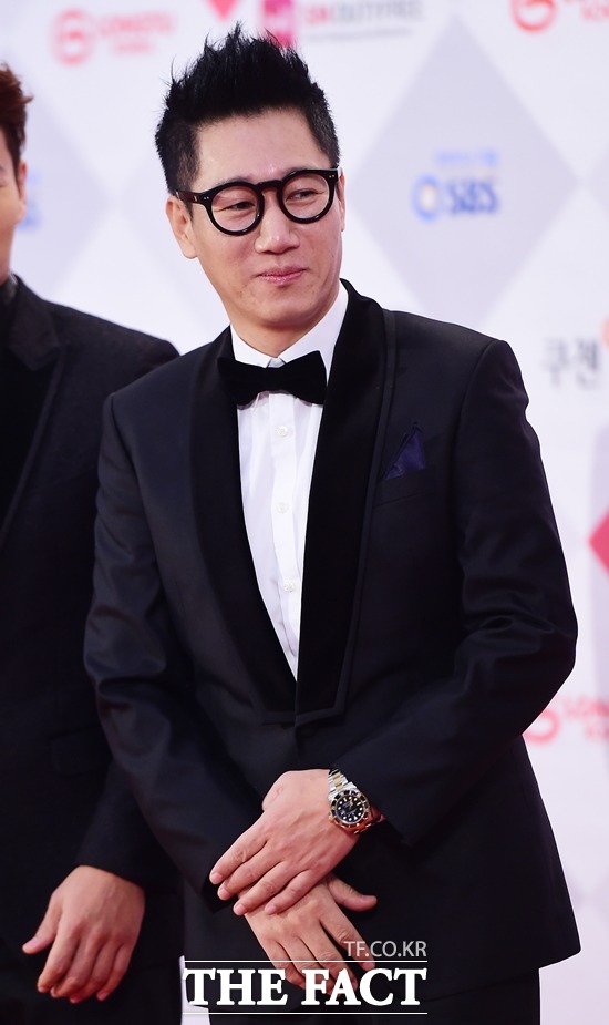 방송인 지석진이 오늘 (24일) 모친상을 당해 안타까움을 자아냈다. /더팩트 DB