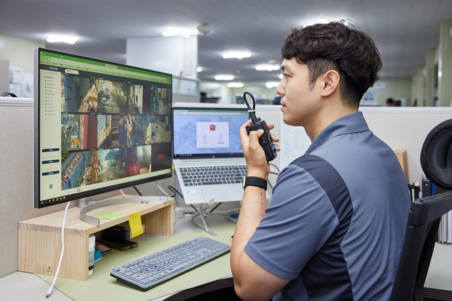 HDC현대산업개발의 이문아이파크자이 현장과 서울원아이파크 현장이 서울시가 주관한 민간 건설공사 동영상 기록관리 우수현장으로 선정돼 서울시장 표창을 받았다. /HDC현대산업개발