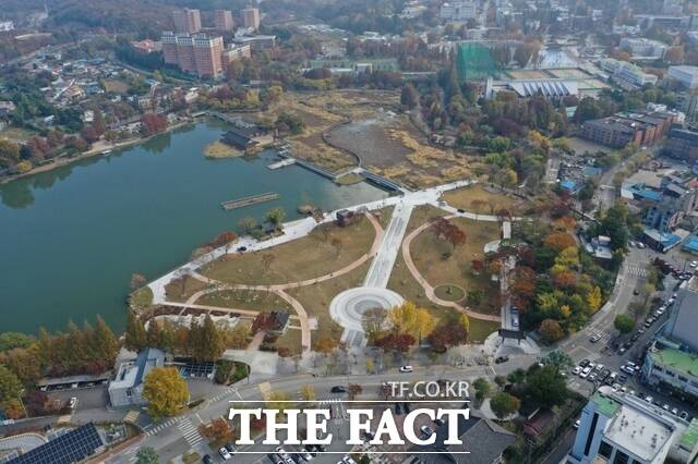전주시 덕진공원 전경. /전주시