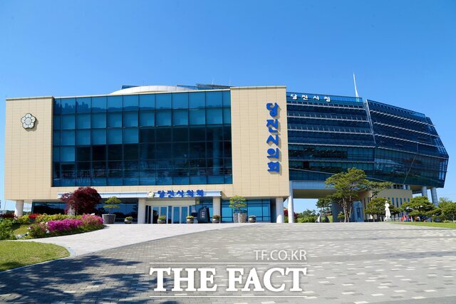 충남 당진시의회 청사 전경. /당진시의회