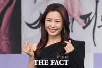  경찰, '기획사 미등록 혐의' 이하늬 송치…소속사 