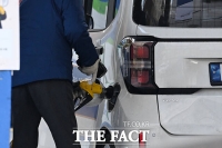  車 개소세 인하 6개월 연장…유류세 인하는 내년 2월까지