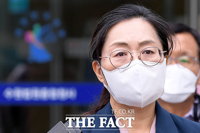 은수미 전 성남시장의 비위 의혹을 폭로한 공익신고자가 은 전 시장을 상대로 낸 손해배상 소송에서 최종 승소했다.