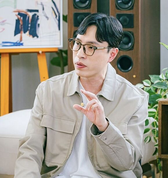 25일 김영대 평론가 측은 이날 고인의 소셜미디어를 통해 지난 24일 김영대 평론가가 별세했다는 소식을 전했다. /김영대 인스타그램 캡처