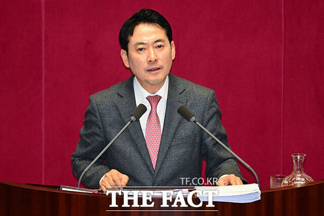 장동혁 국민의힘 대표가 '내란 전담 재판부 설치법'에 대해 헌법소원을 청구하겠다고 밝혔다. /국회=남윤호 기자