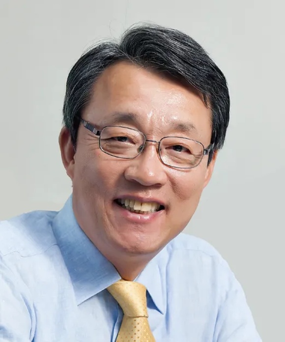 김성식 전 의원이 국민경제자문회의 부의장으로 위촉됐다. /대통령실