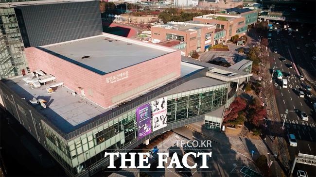 내년 1월 4일 오후 5시 용인FC 창단식이 개최되는 용인포은아트홀. /용인시