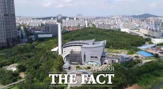 경기 고양시가 운영하고 있는 고양환경에너지시설의 전경. /고양시