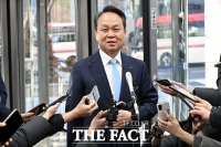  진옥동 2기, 출발부터 '찬물'…신한금융 카드·증권 등 내부통제 '허점' 확산