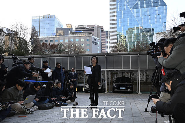 자신의 12·3 비상계엄 옹호 논란에 대해 해명하는 이 후보자.