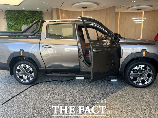 KG모빌리티 신형 무쏘(MUSSO) 측면부. /최의종 기자