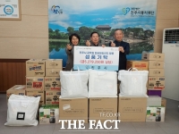  진주시 공무원, 공무출장 '항공마일리지' 모아 생필품 기부