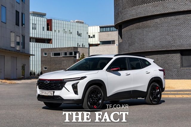 31일 한국GM에 따르면 한국GM의 지난달 내수 판매량은 973대로 전년 동월 대비 46.6% 줄었다. /한국GM