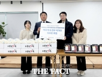  가치플러스사회적협동조합·한전원자력연료, 대덕구노인종합복지관에 '떡국 떡' 후원