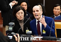  '쿠팡 연석 청문회' 이틀째…황정아 '로저스 대표, 위증에 위증 더해'