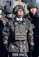  군사대비태세 점검하는 김민석 국무총리 [포토]