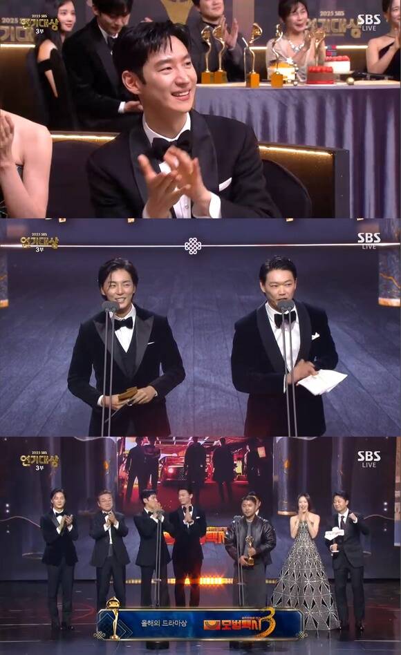 '2025 SBS 연기대상'의 '올해의 드라마상'은 '모범택시3'이 차지했다. 이날 시상은 '모범택시3'에 빌런으로 출연한 윤시윤과 카사마츠 쇼가 맡아 의미를 더했다./SBS '연기대상' 캡처
