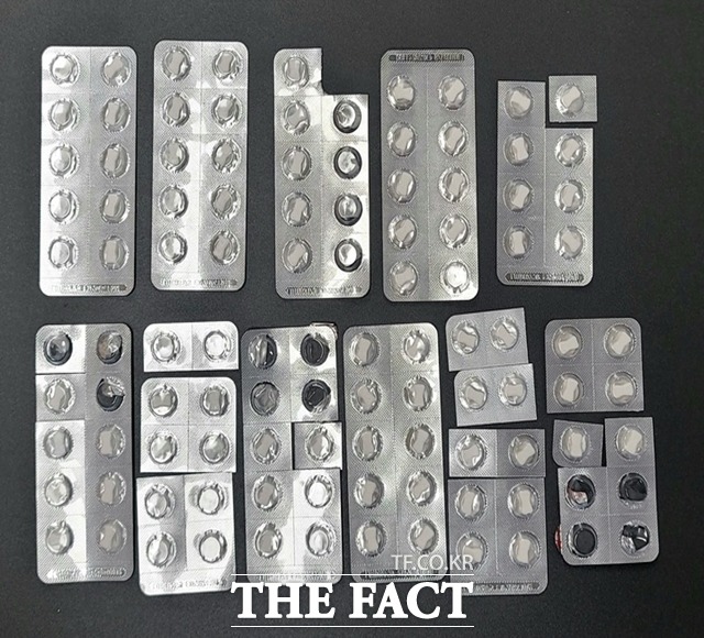 '주사이모' 사건에서 나비약이 다시 언급됐다. 나비약은 나비모양으로 생긴 알약으로, 식욕억제 효과가 뛰어나다고 알려져 있다. 사진은 경찰에 압수된 나비약. /경남경찰서