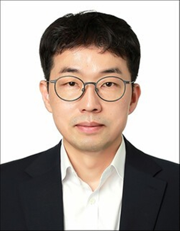 허윤철 한국인터넷신문협회 사무총장. /한국인터넷신문협회