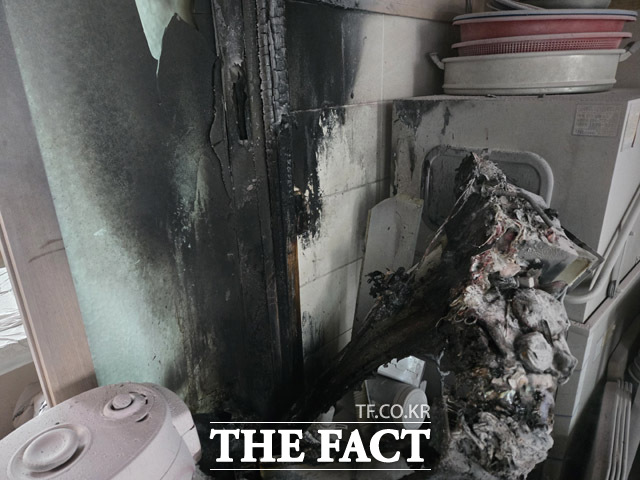 2일 오후 2시 28분쯤 울릉군 서면 남양리에 위치한 일반음식점에서 화재가 발생했다. /독자 제공