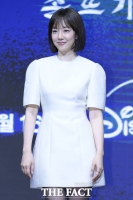  임수정, 새해 첫날 모친상 비보…