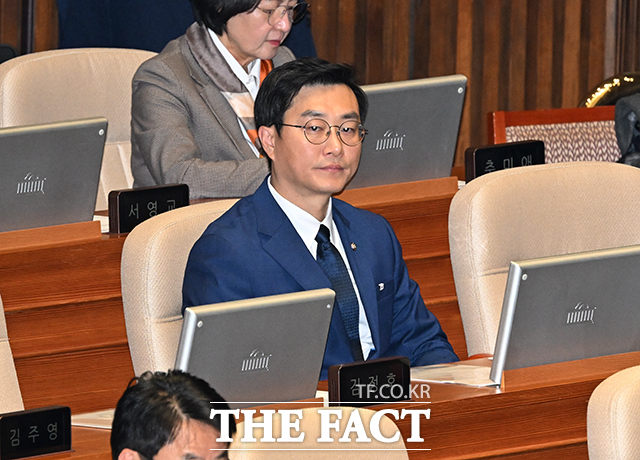 다만 당 안팎의 논란이 완전히 해소된 것은 아니다. 성추행 의혹에 연루된 장경태 의원에 대해서는 아직 조사가 진행 중이다. /배정한 기자