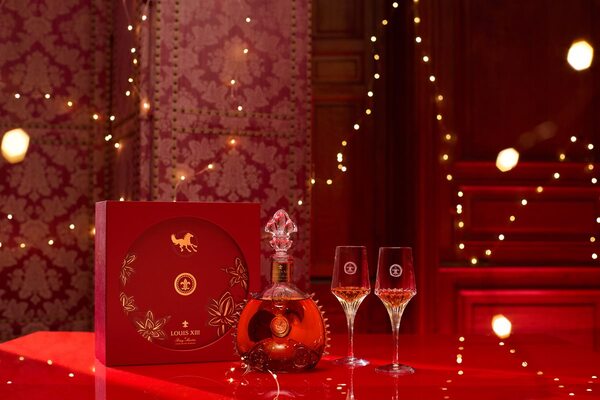 레미 마틴의 루이13세 말띠해 한정 에디션. /신세계면세점