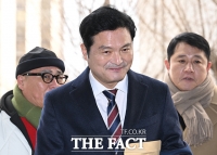  고발인 조사 출석하는 김태우 전 강서구청장 [포토]