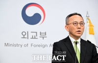  현안 관련 브리핑하는 박일 외교부 대변인 [TF사진관]