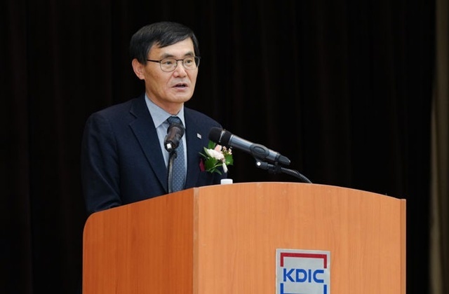 김성식 신임 예금보험공사 사장이 7일 취임식에서 취임사를 하고 있다. /예금보험공사