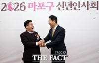  밝게 웃는 박강수 마포구청장-오세훈 서울시장 [포토]