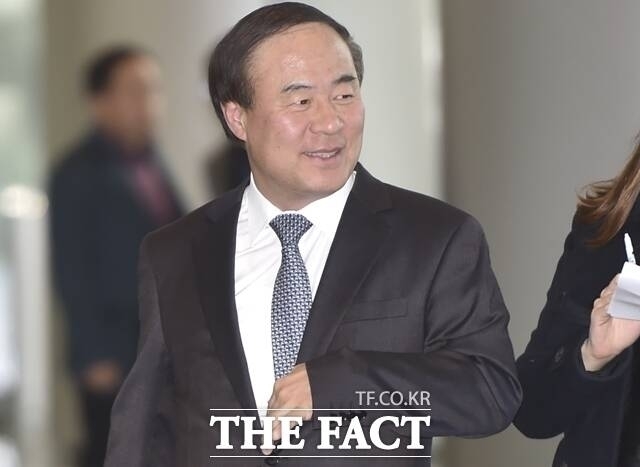 반도체 사업을 담당하는 DS부문 영업이익이 대폭 늘어나 역대급 실적을 달성한 것으로 파악된다. 사진은 전영현 DS부문장. /더팩트 DB