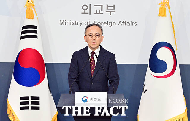 박일 외교부 대변인이 8일 오후 서울 종로구 외교부에서 현안 관련 정례브리핑을 하고 있다. /임영무 기자