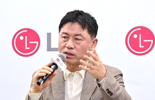 류재철 LG전자 대표이사 사장이 7일(현지시간) 미국 라스베이거스에서 열린 'CES 2026' 현장에서 기자간담회를 진행하고 있다. /LG전자