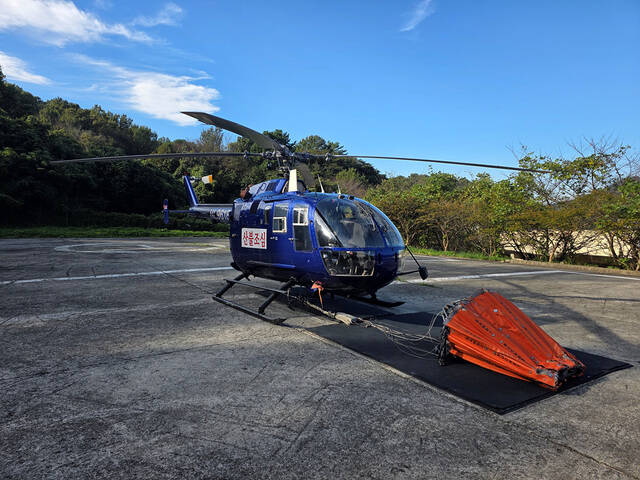 여수시에 배치된 산불 방지 임차 헬기. /여수시