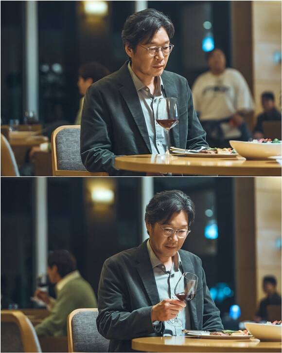 배우 유재명이 '러브 미'에서 섬세한 내면 연기로 시청자들을 작품 속으로 끌어들였다. /JTBC·SLL·하우픽쳐스