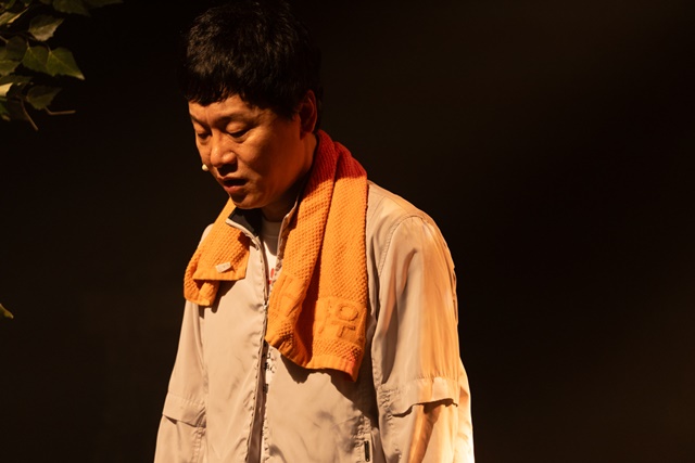 20년 만의 뮤지컬 무대 복귀. 김학도는 지난주부터 오는 2월 8일까지 서울 대학로 후암씨어터에서 공연되는 뮤지컬 프리마돈나를 통해 오랜만에 뮤지컬 배우로 관객과 만나고 있다. /프리마돈나